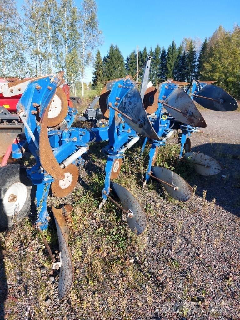 Överum CX 4975 teräs Apverčiamieji plūgai
