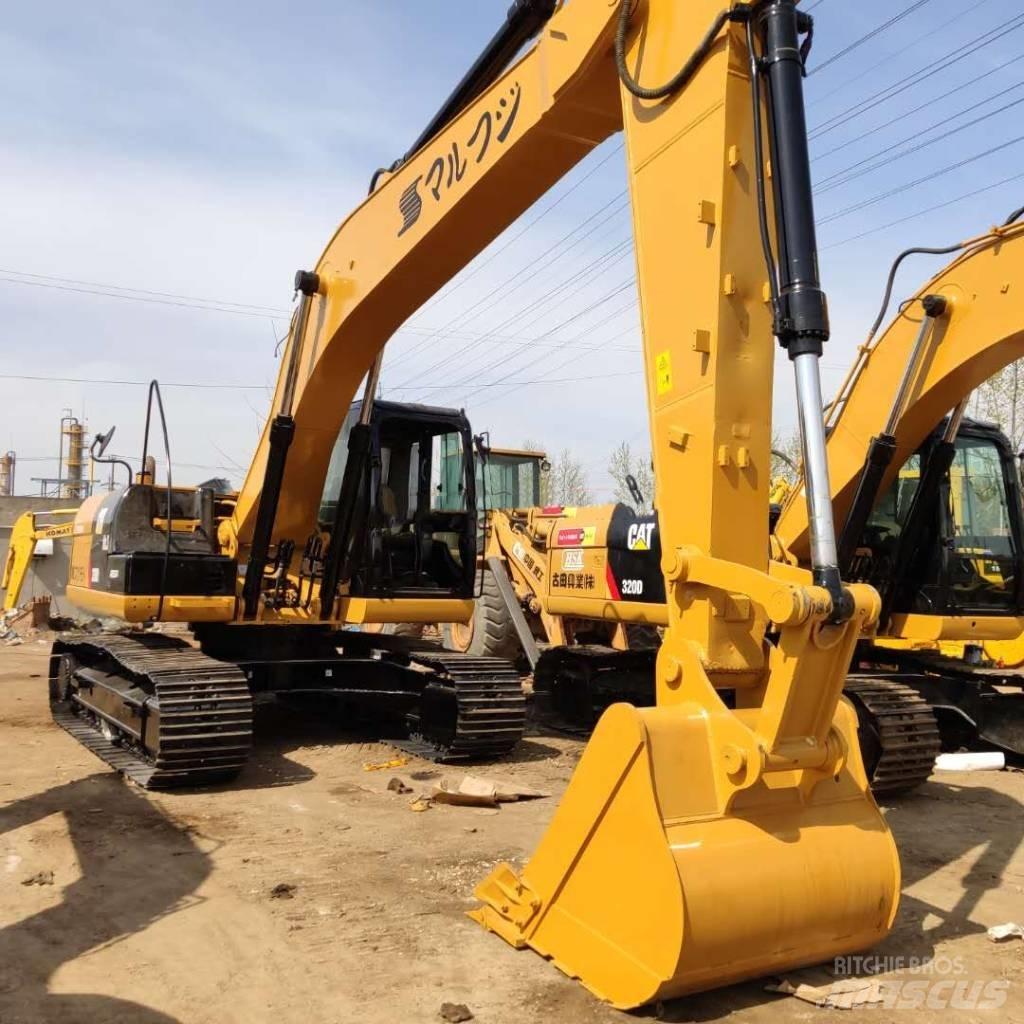 CAT 320D Vikšriniai ekskavatoriai