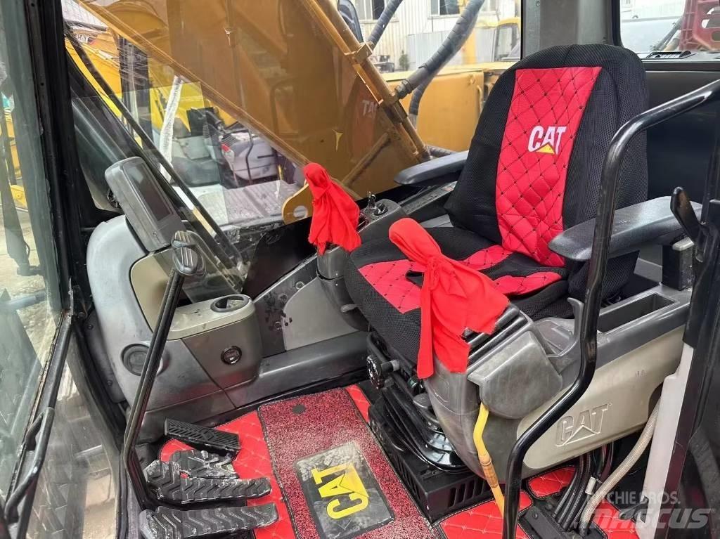 CAT 320 D Vikšriniai ekskavatoriai