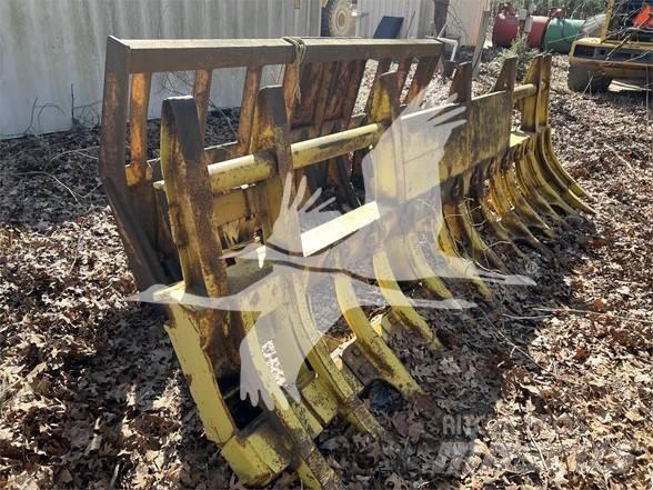 Komatsu D65PX Kultivatoriai-purentuvai