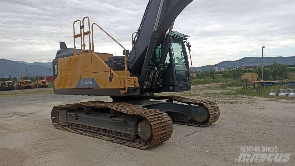 Volvo EC 250 EL Vikšriniai ekskavatoriai