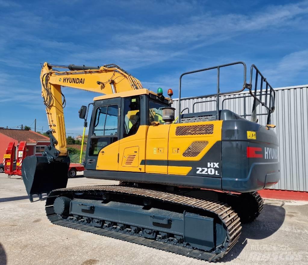 Hyundai HX 220 L Vikšriniai ekskavatoriai