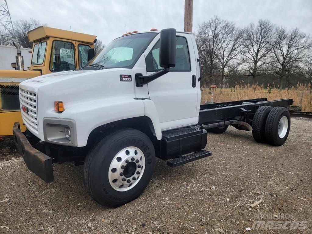 GMC C8500 Važiuoklė su kabina