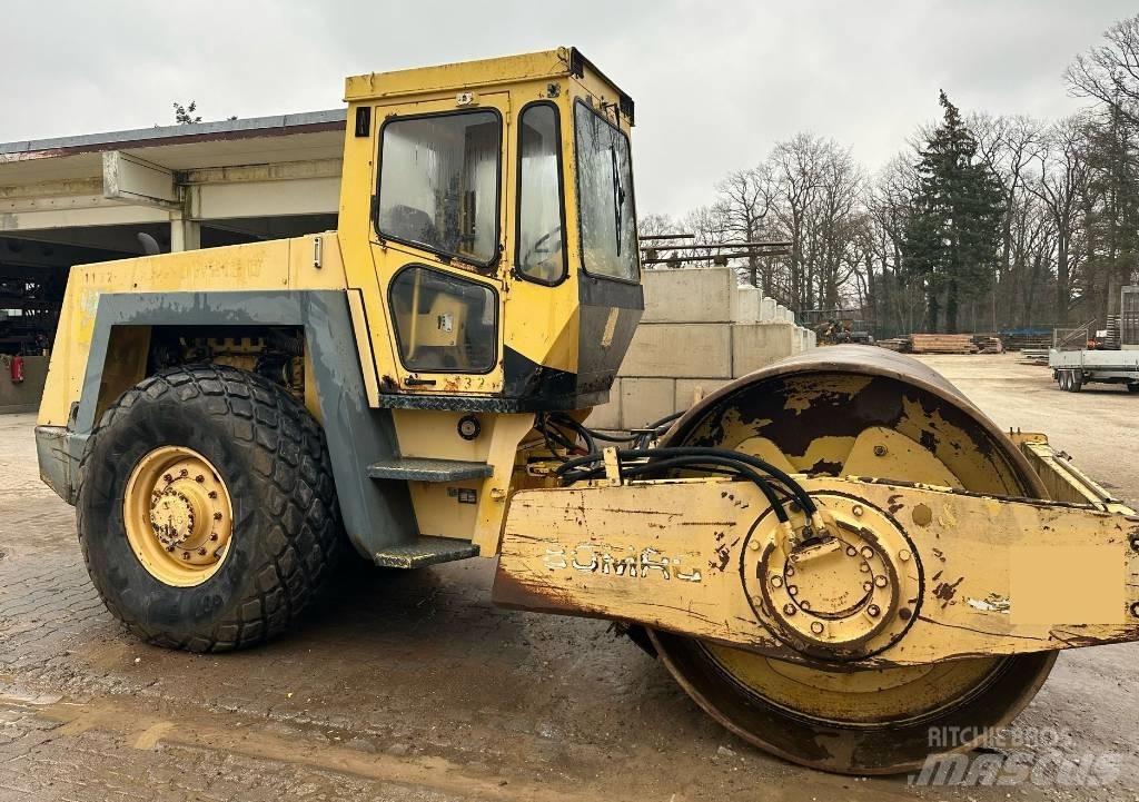 Bomag BW 213 D Vieno būgno volai