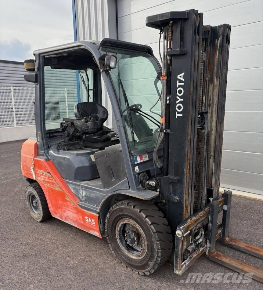 Toyota 8 FDF 25 Dyzeliniai krautuvai