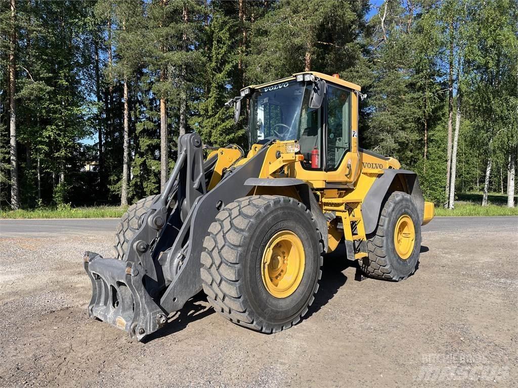 Volvo L 110 F Naudoti ratiniai krautuvai