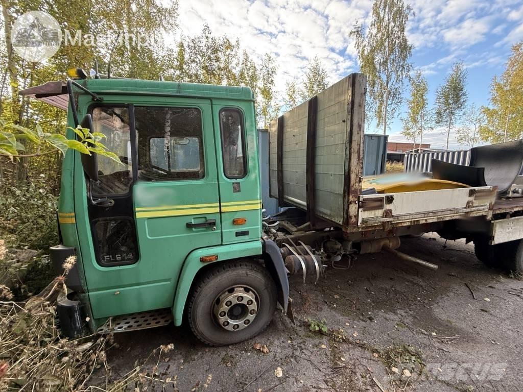 Volvo FL 611 Savivarčių priekabų vilkikai