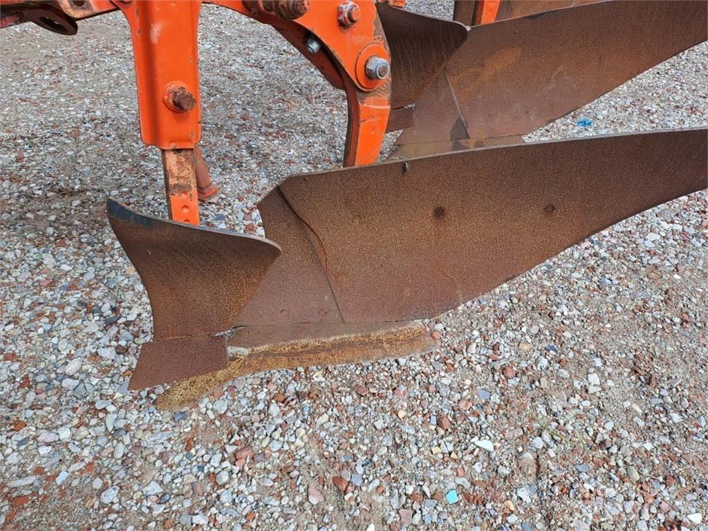 Kuhn VM 152 5T Plūgai