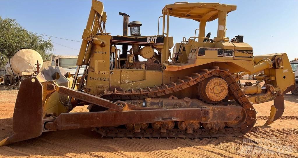CAT D8R Vikšriniai buldozeriai
