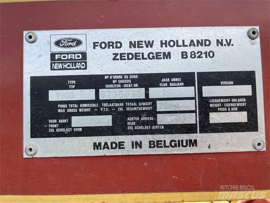 New Holland 1905 Pašarų kombainai