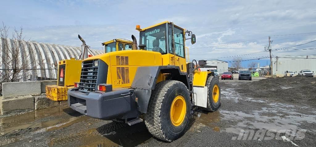 Komatsu WA 200 Naudoti ratiniai krautuvai