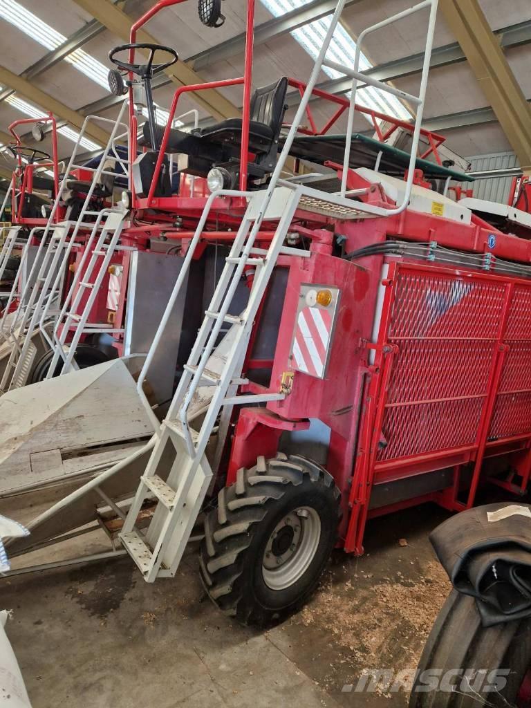  JOONAS 1500 Derliaus nuėmimo kombainai