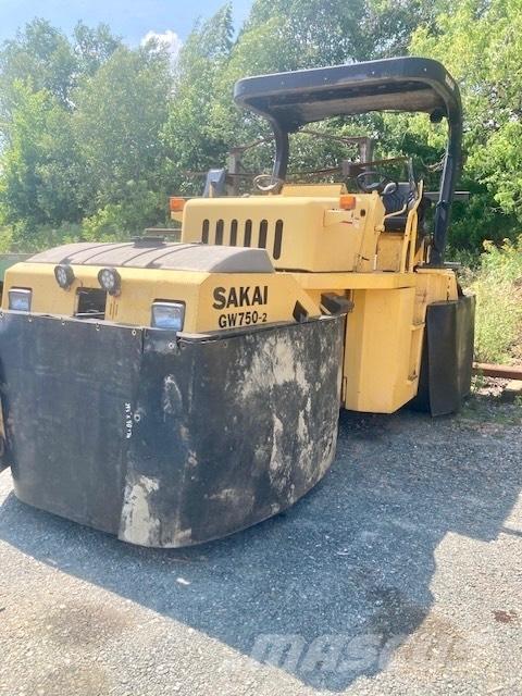 Sakai GW 750-2 Asfalto klotuvai
