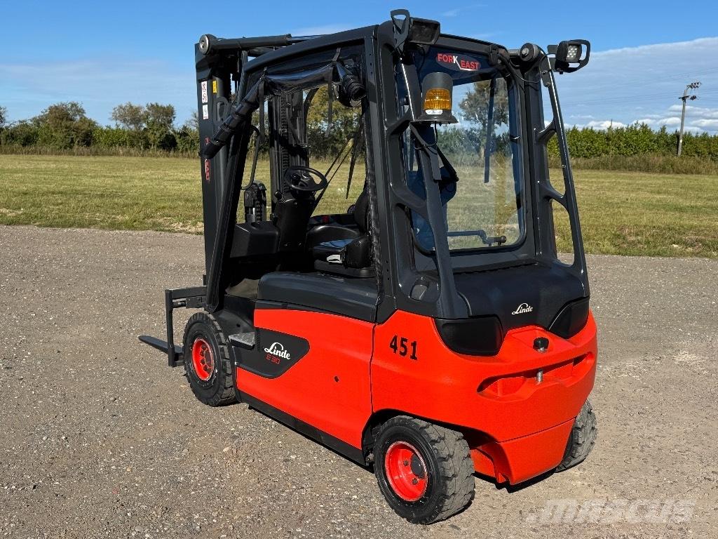 Linde E 30 Elektriniai šakiniai krautuvai