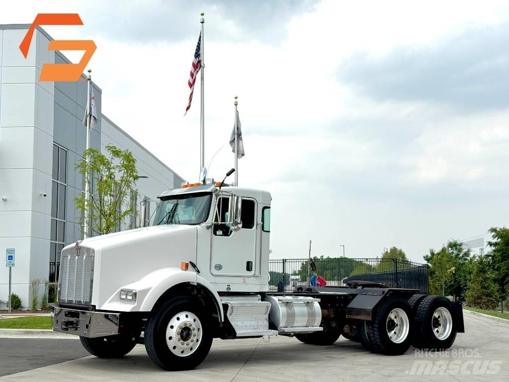 Kenworth T800 Naudoti vilkikai