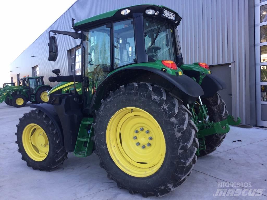 John Deere 6110M Traktoriai