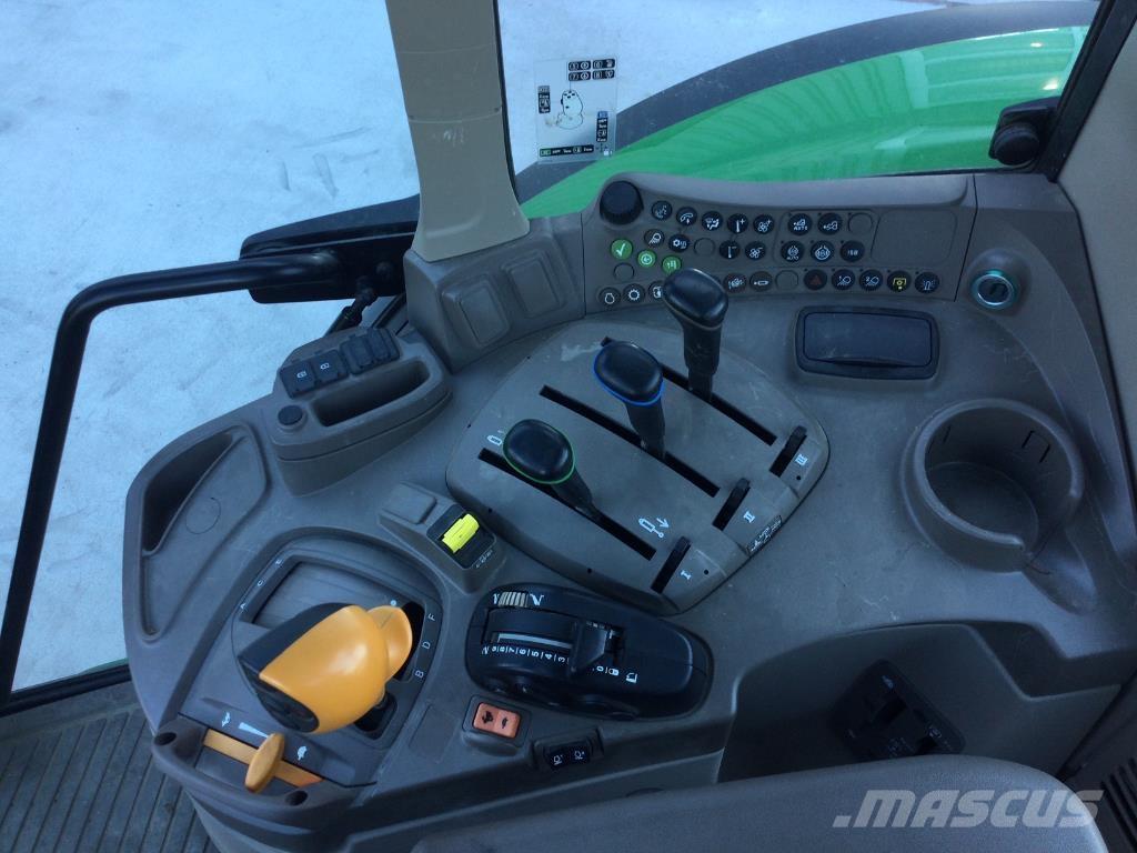 John Deere 6110M Traktoriai