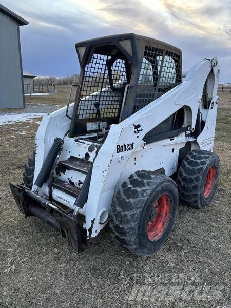 Bobcat S250 Krautuvai su šoniniu pasukimu