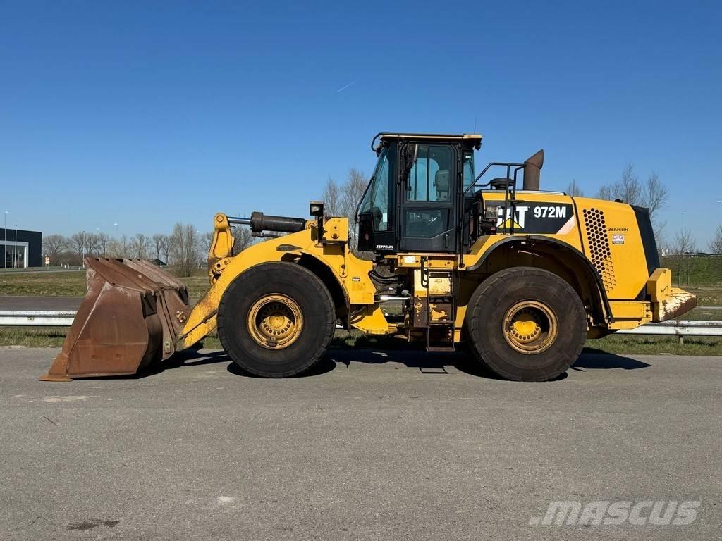 CAT 972M Naudoti ratiniai krautuvai