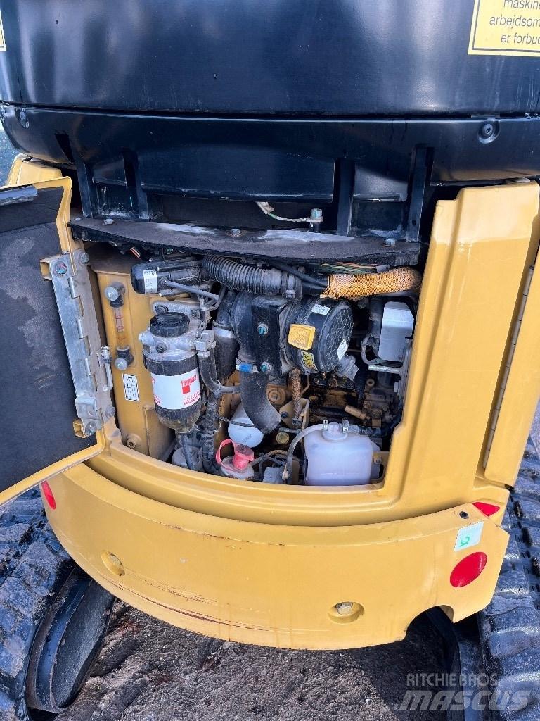 CAT 302 Mini ekskavatoriai < 7 t