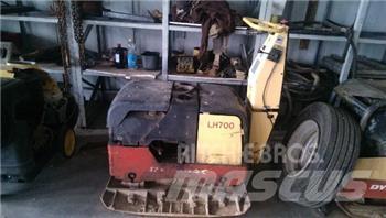 Dynapac LH700 Vibratoriai