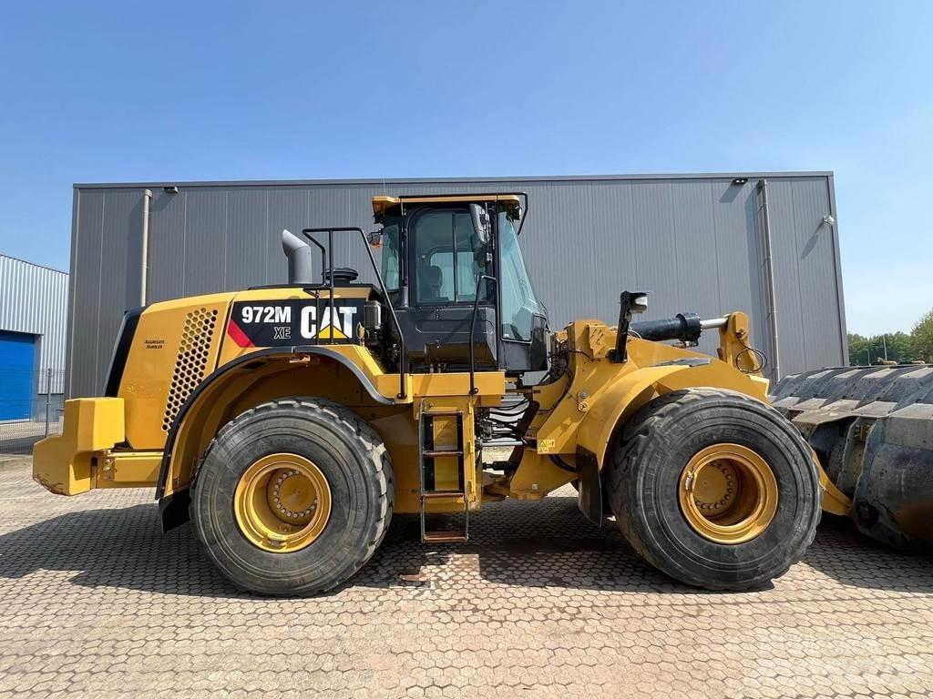 CAT 972M XE Naudoti ratiniai krautuvai