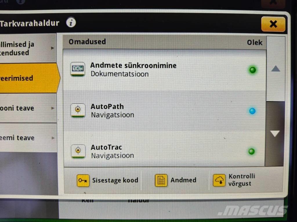 John Deere 6215 R Traktoriai