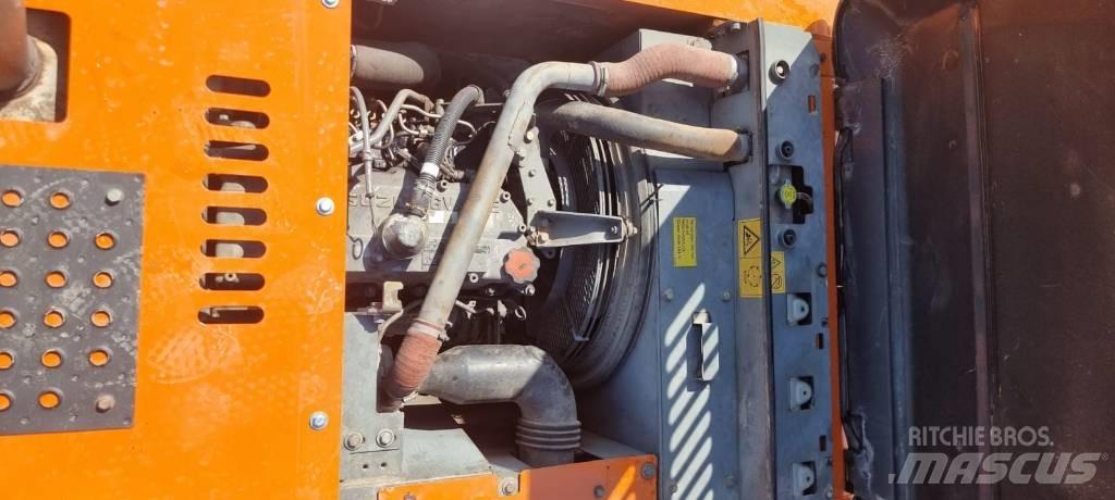 Hitachi ZX 210 LC-3 Vikšriniai ekskavatoriai