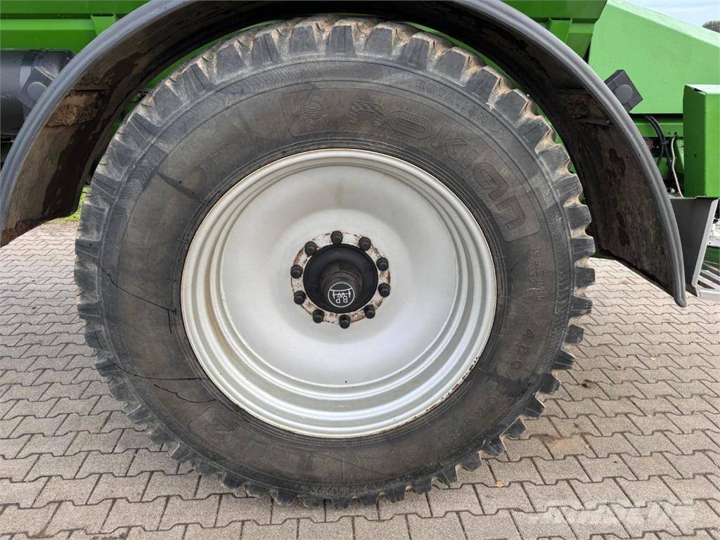 Amazone ZG-B 8200 Mineralinių trąšų barstytuvai