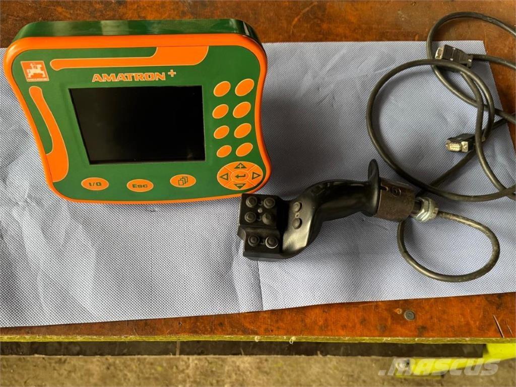 Amazone ZG-B 8200 Mineralinių trąšų barstytuvai