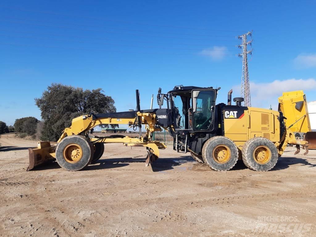 CAT M 140 M 2 Greideriai