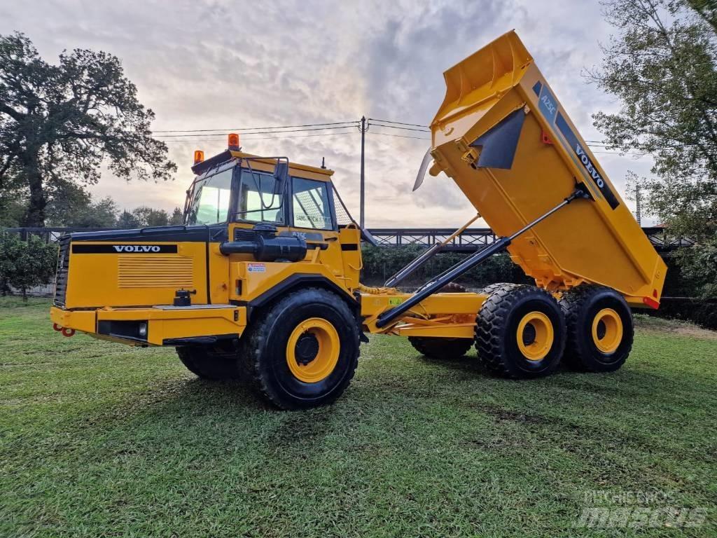Volvo A 25 C Karjeriniai savivarčiai