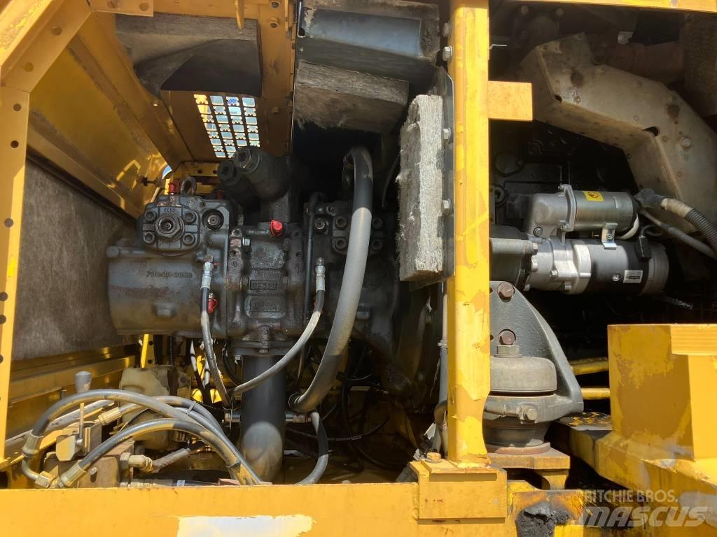 Komatsu PC 400 LC-8 Vikšriniai ekskavatoriai