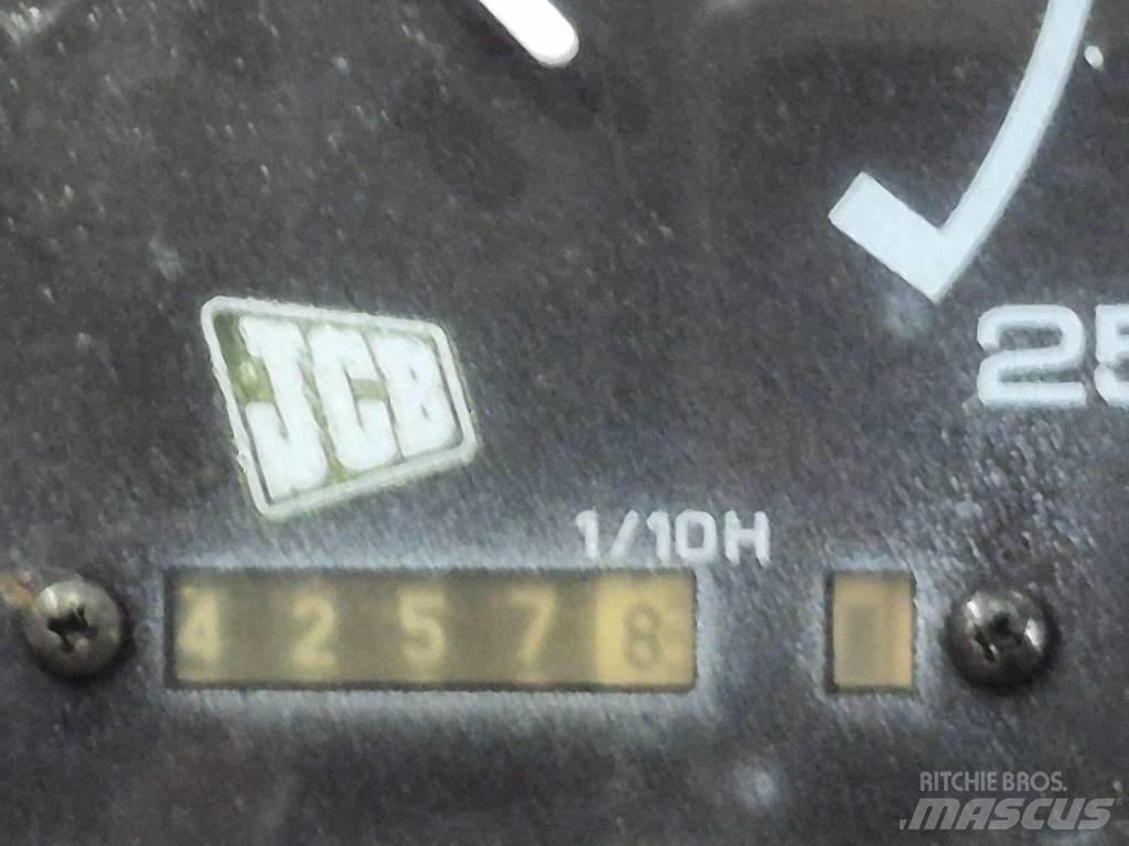 JCB 520 Teleskopiniai krautuvai
