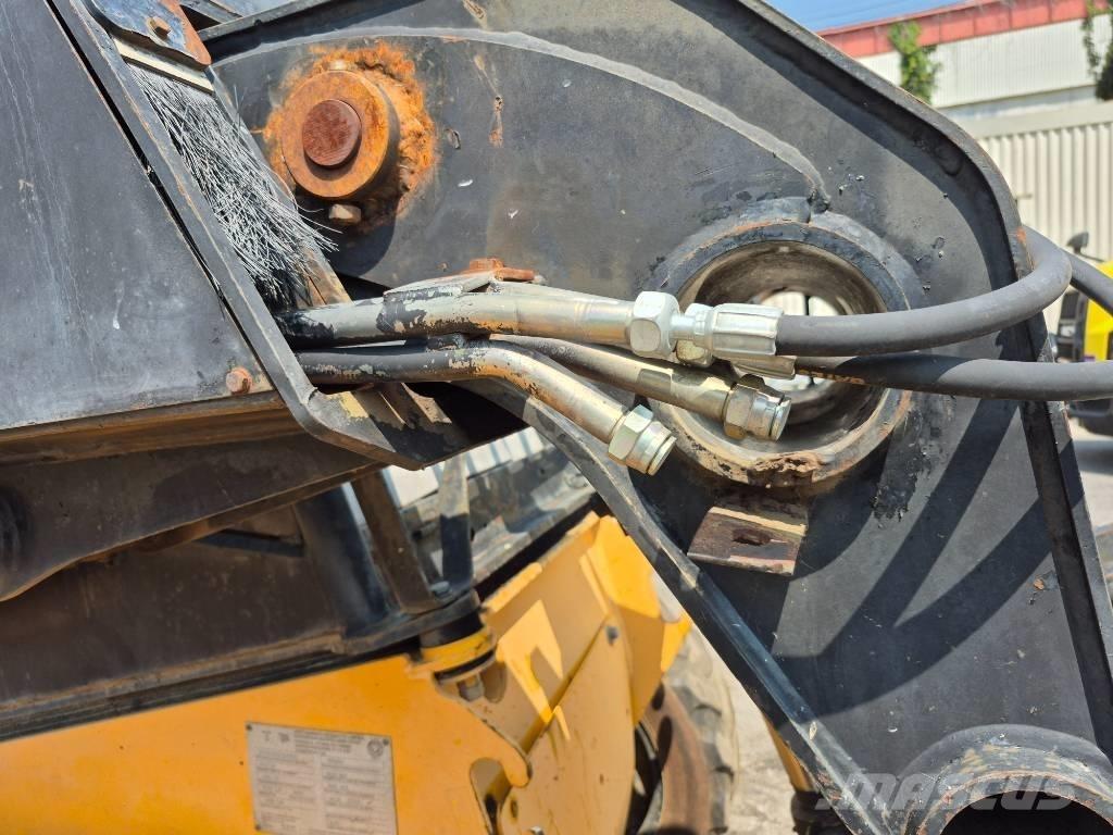JCB 520 Teleskopiniai krautuvai