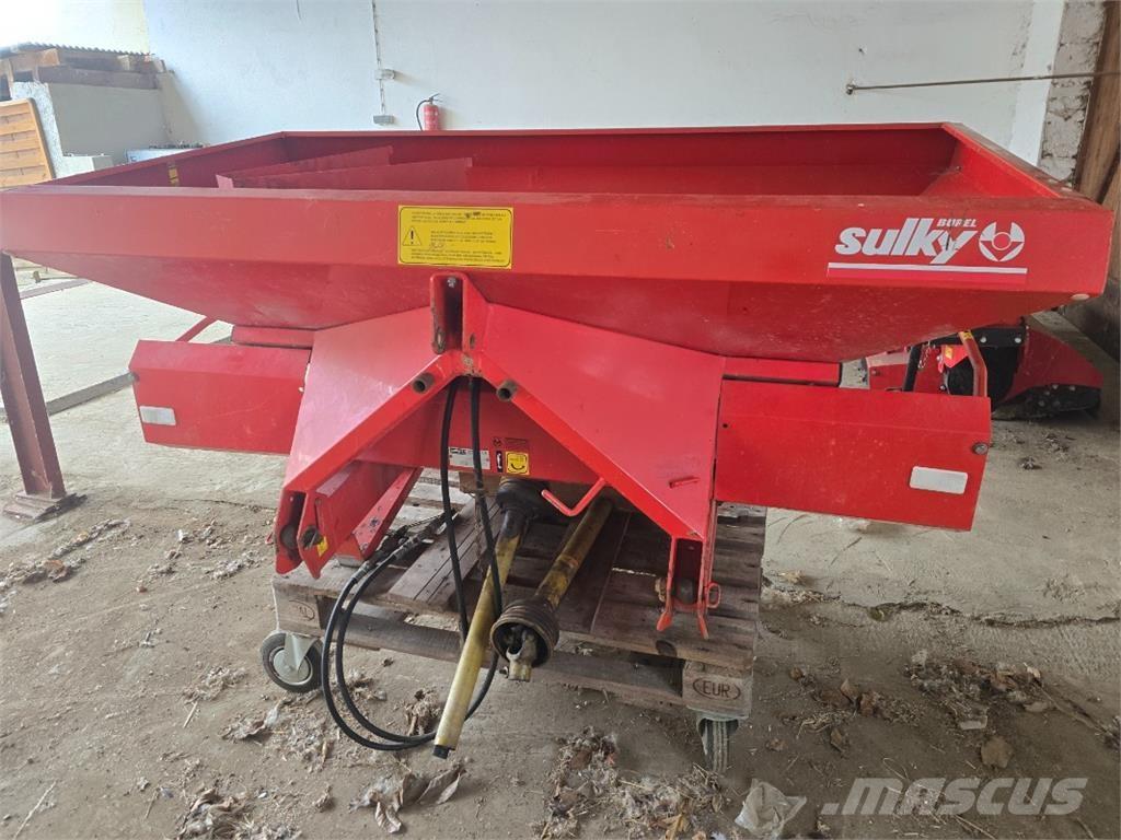 Sulky DPX 5 Mineralinių trąšų barstytuvai