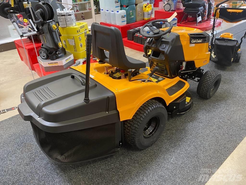 Cub Cadet LT1 NR92 Sodo traktoriukai-vejapjovės