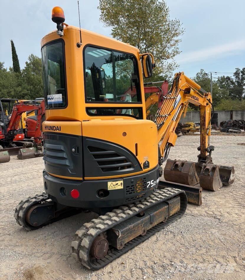Hyundai R25Z-9 AK Mini ekskavatoriai < 7 t