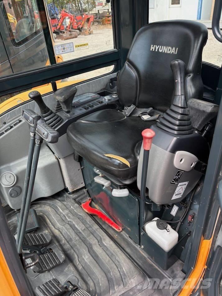 Hyundai R25Z-9 AK Mini ekskavatoriai < 7 t