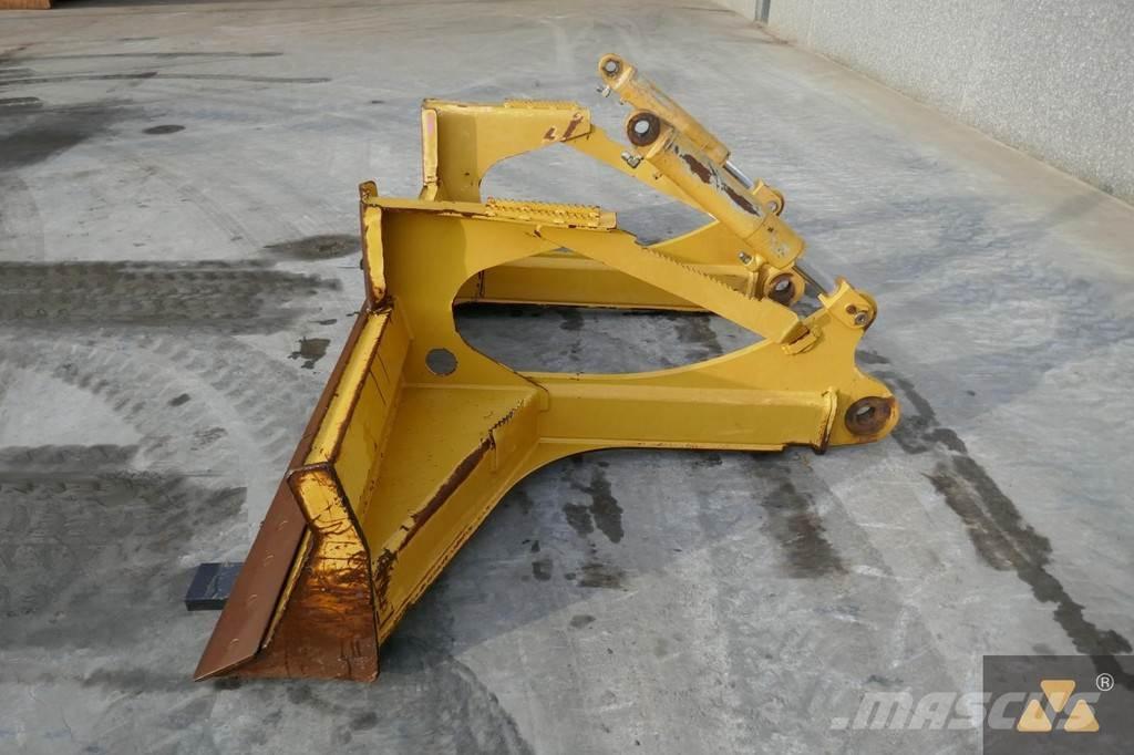 CAT Skidder blade Peiliai