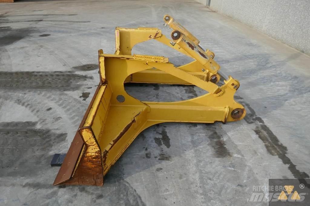CAT Skidder blade Peiliai
