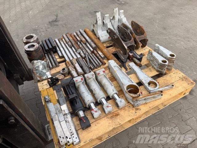 Miller COMPLET PARTS Greito sujungimo jungtys