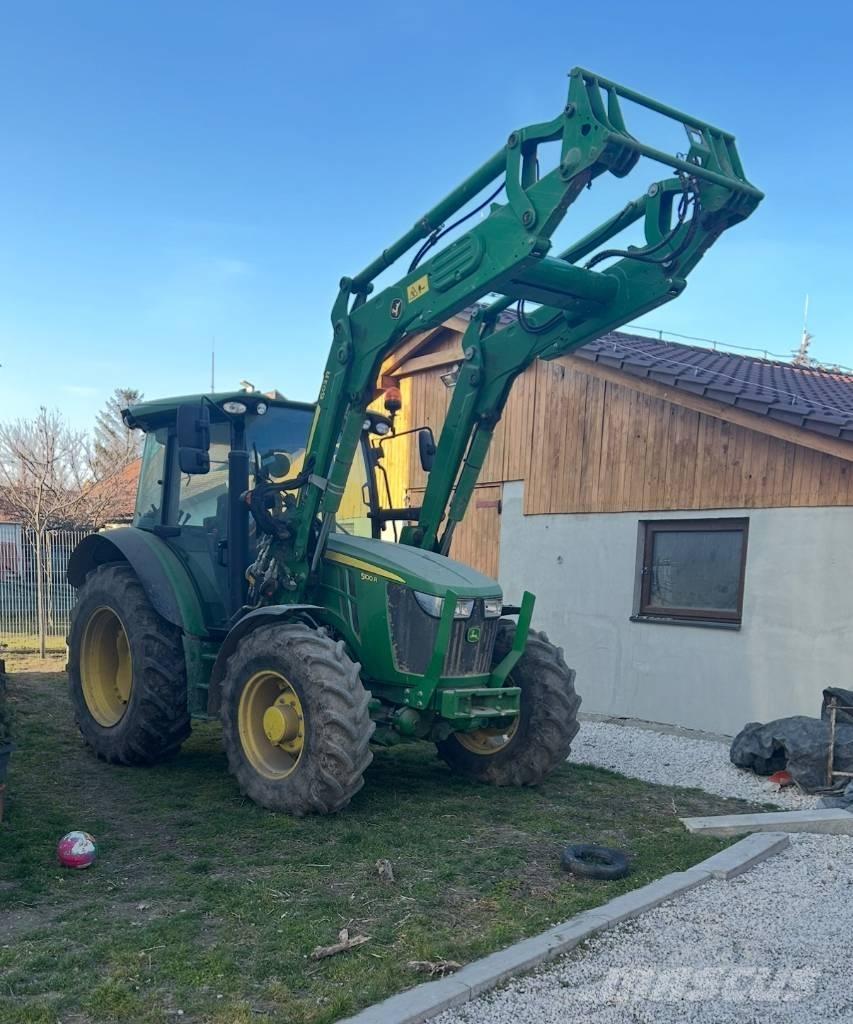 John Deere 5100 R Traktoriai