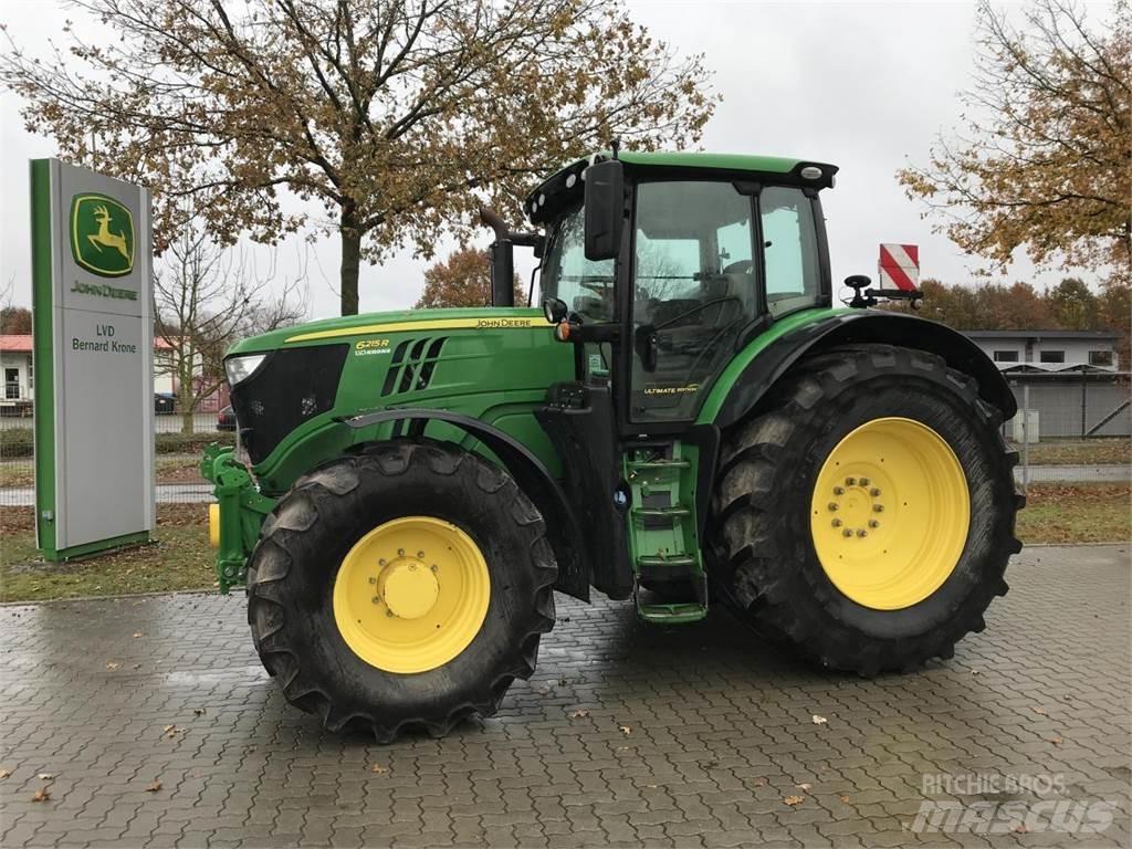 John Deere 6215R Traktoriai