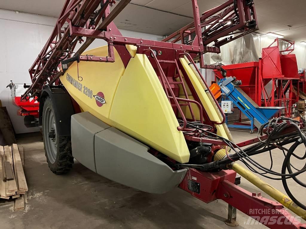 Hardi Commander 3200 Prikabinami purkštuvai
