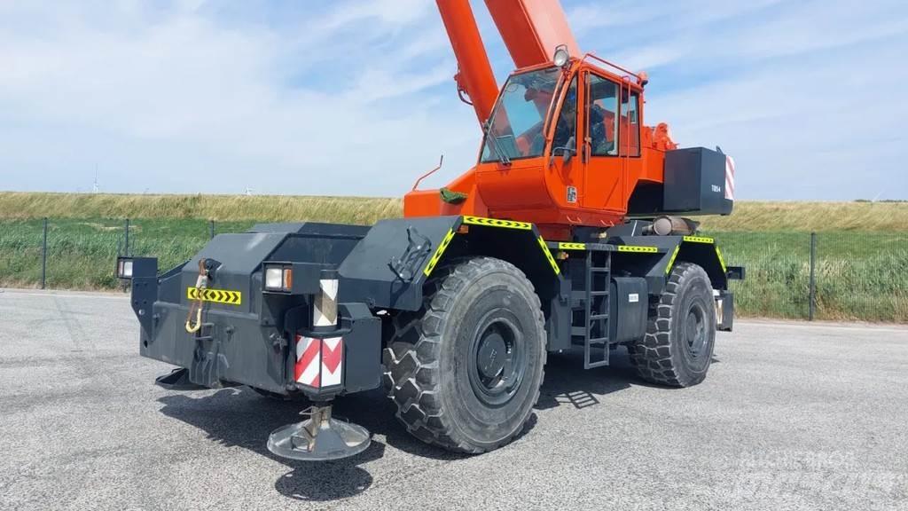 Terex A600 Neapdoroto reljefo kranai