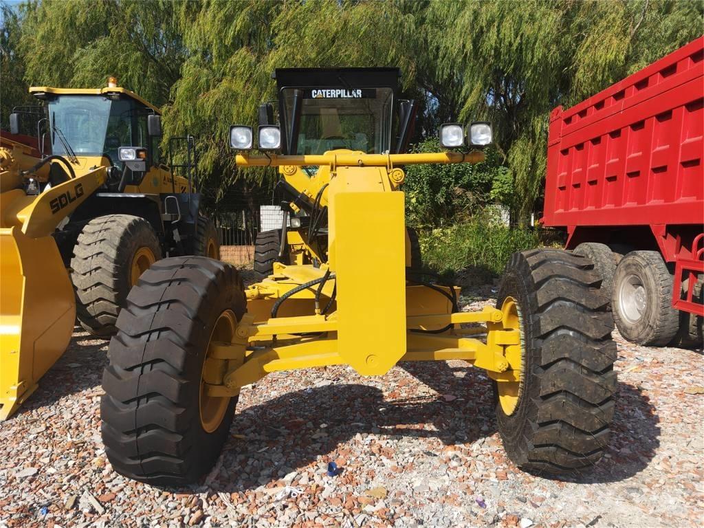 CAT 140 K Greideriai