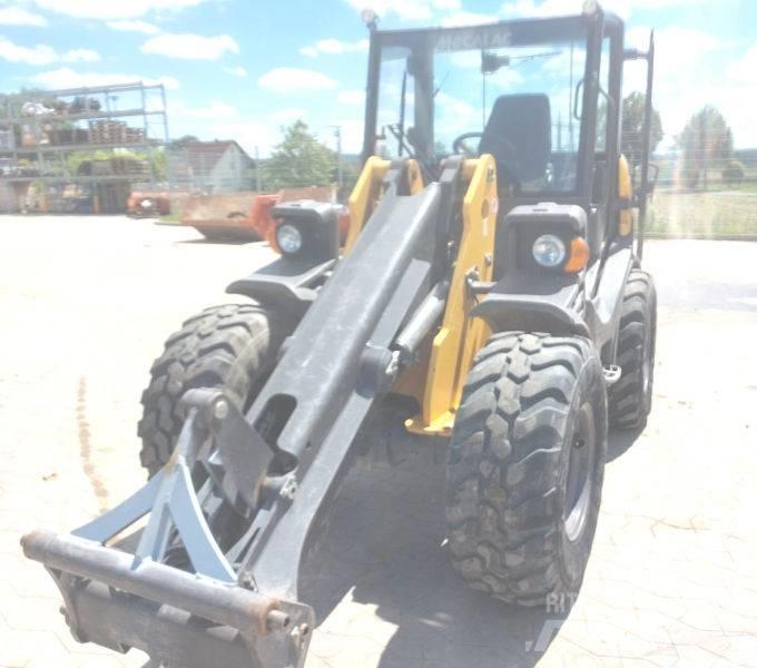 Mecalac AX 1000 Naudoti ratiniai krautuvai