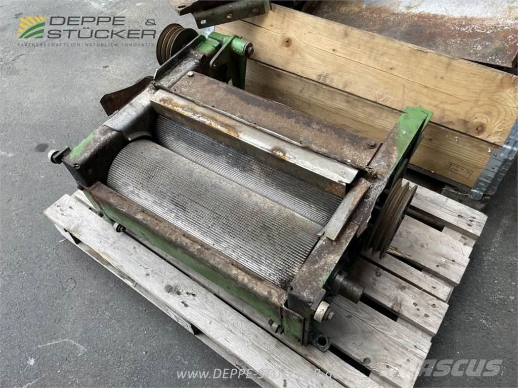 John Deere 6810 Pašarų kombainai