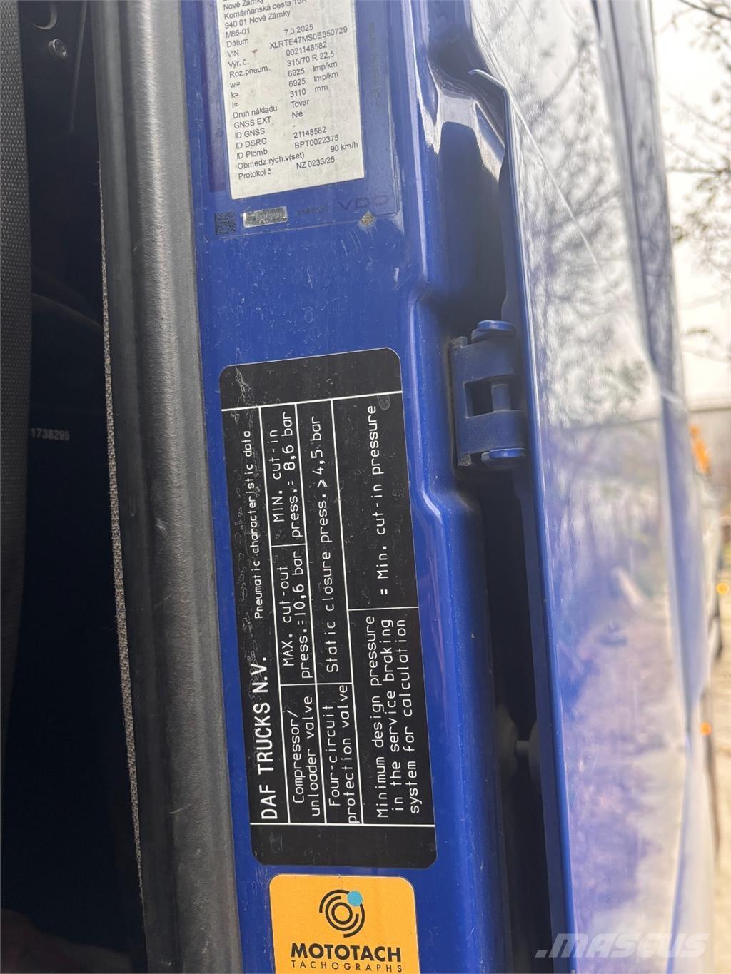 DAF XF 105.460 Naudoti vilkikai